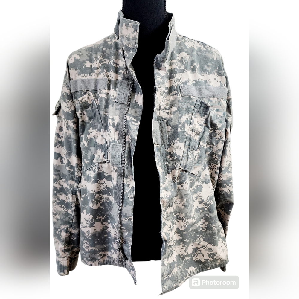 US Army Camo Jacket unisex small